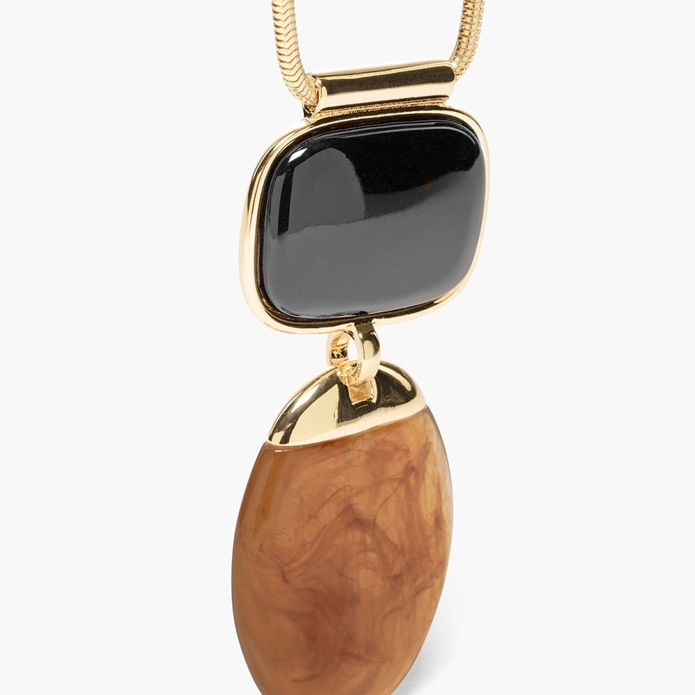 Elegant Gold and Black Pendant Necklace